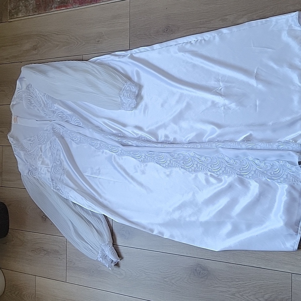 LA BIIBA Long Robe size 6